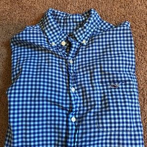 Vineyard vines- slim fit button down shirt